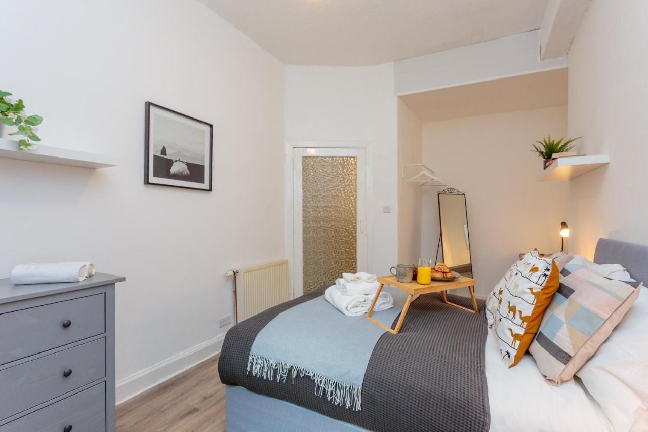 Stylish Apartment At The Edge Of Meadows Park Edimburgo Exterior foto